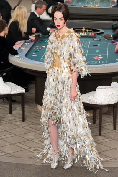 Look 39